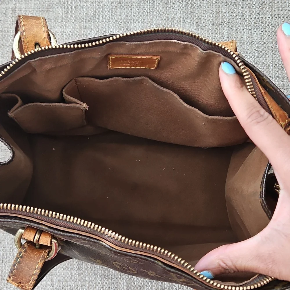 Louis Vuitton Monogram Bag - Picture 5 of 11